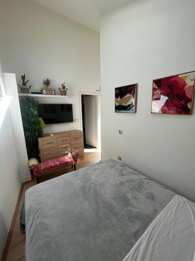 Hiza Daire Pula Dış mekan fotoğraf